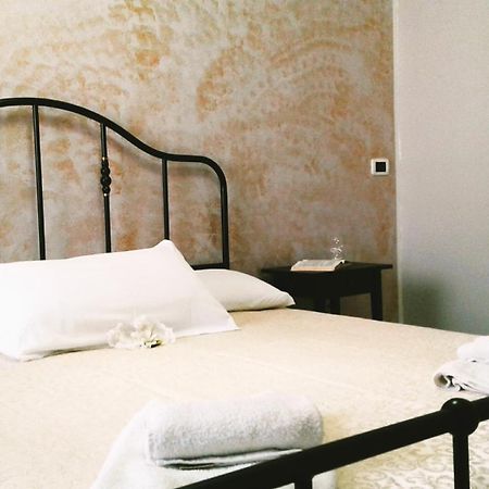 La Gemma Del Salento Rooms&Apartments Racale Eksteriør bilde