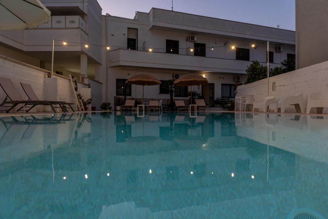 La Gemma Del Salento Rooms&Apartments Racale Eksteriør bilde